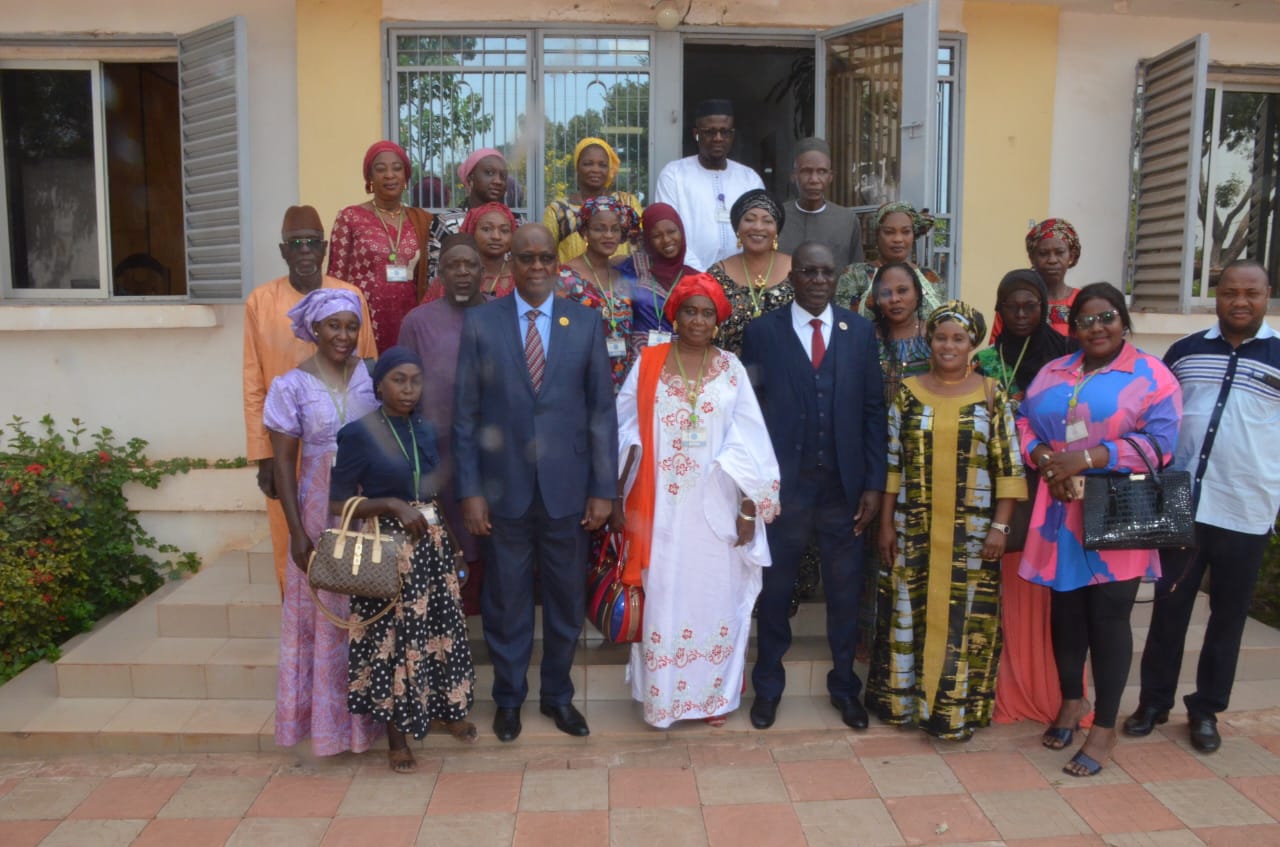 CESEC : Yacouba KATILE reçoit successivement le FAODE et le C.A de l’UCEMA